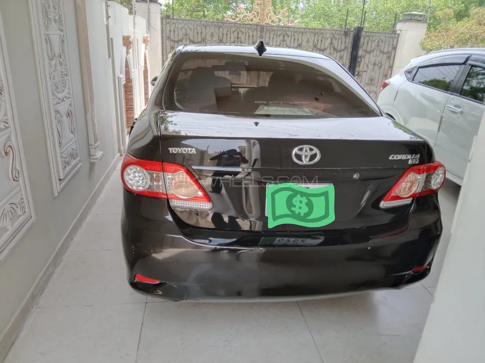 Toyota Corolla 2014 for Sale in Lahore Image-1