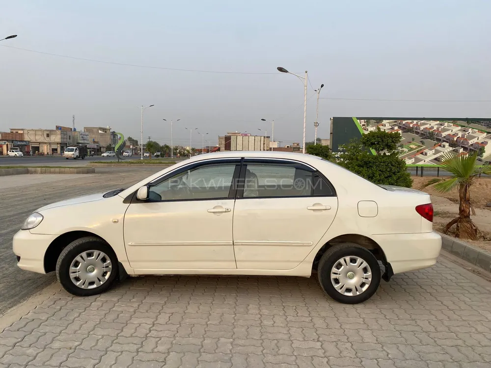 Toyota Corolla 2004 for Sale in Chunian Toyota Corolla 2004 for Sale in Chunian Image-4