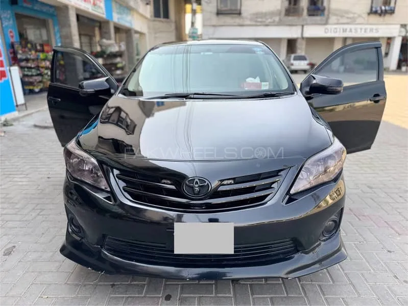 Toyota Corolla 2012 for Sale in Faisalabad Image-1