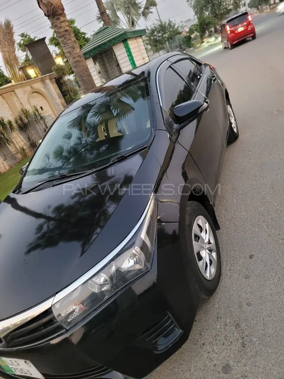 Toyota Corolla 2017 for Sale in Lahore Toyota Corolla 2017 for Sale in Lahore Image-6