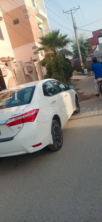 Toyota Corolla 2017 for Sale in Jaranwala Image-1