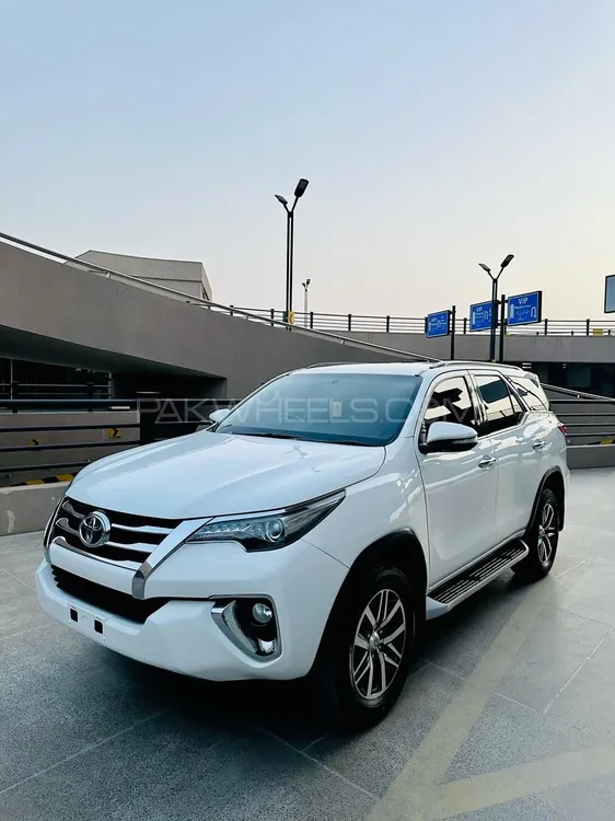 Toyota Fortuner 2017 for Sale in Gujranwala Image-1