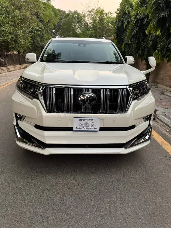Toyota Prado 2017 for Sale in Lahore Image-1