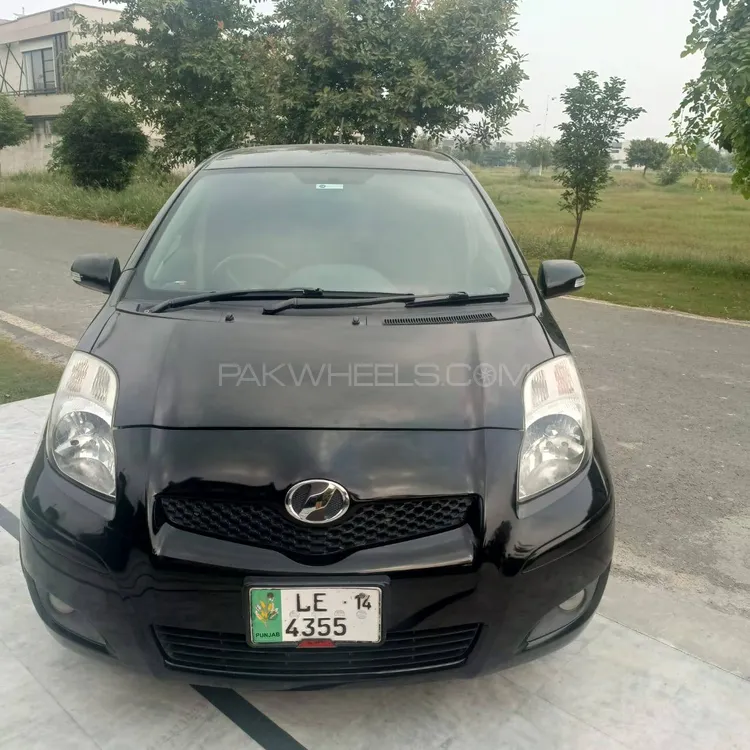 Toyota Vitz 2007 for Sale in Gujrat Image-1