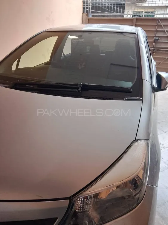 Toyota Vitz 2014 for Sale in Jhang Toyota Vitz 2014 for Sale in Jhang Image-4