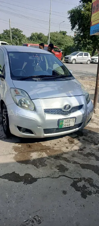 Toyota Vitz 2007 for Sale in Islamabad Image-1