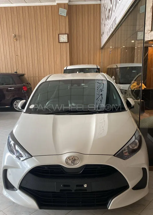 Toyota Yaris Hatchback 2024 for Sale in Sialkot Toyota Yaris Hatchback 2024 for Sale in Sialkot Image-2