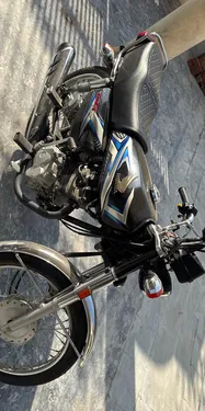 Honda CG 125 2025