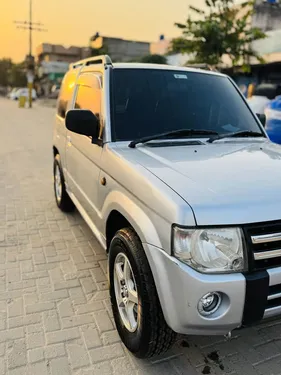 Mitsubishi Pajero Mini 2011