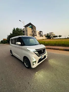 Nissan Roox S Hybrid 2021