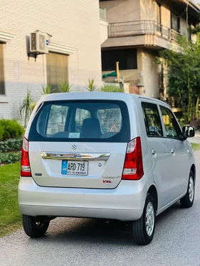Suzuki Wagon R AGS 2020