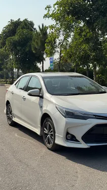 Toyota Corolla Altis Grande X CVT-i 1.8 Black Interior 2021
