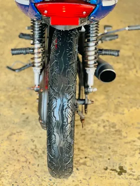 Yamaha YBR 125 2015