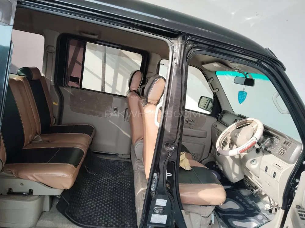 Daihatsu Atrai Wagon 2009 for Sale in Pir mahal Image-1