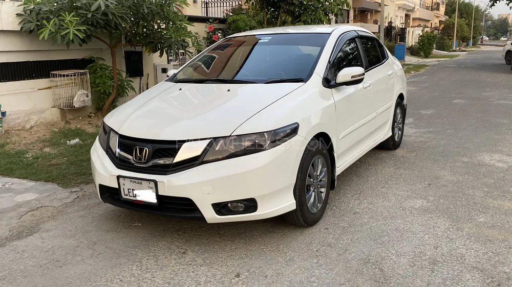 Honda City 2018 for Sale in Lahore Image-1