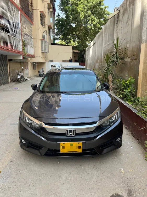 Honda Civic 2017 for Sale in Karachi Image-1