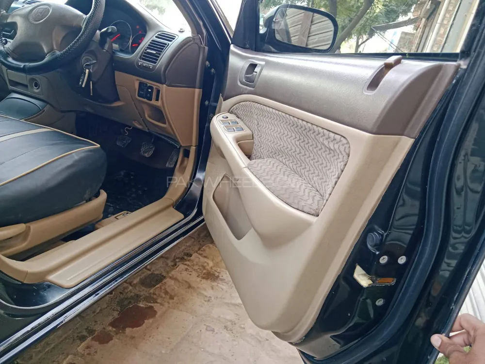 Honda Civic 2006 for Sale in Depal pur Honda Civic 2006 for Sale in Depal pur Image-4