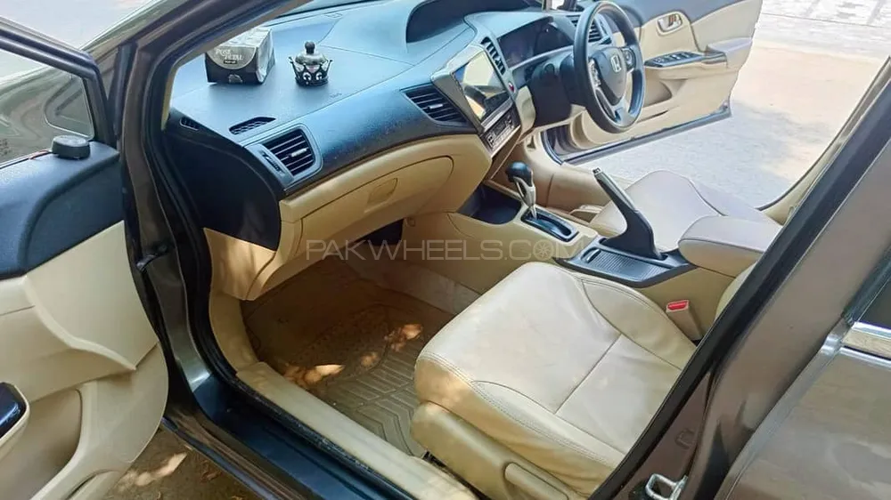 Honda Civic 2014 for Sale in Lahore Image-1