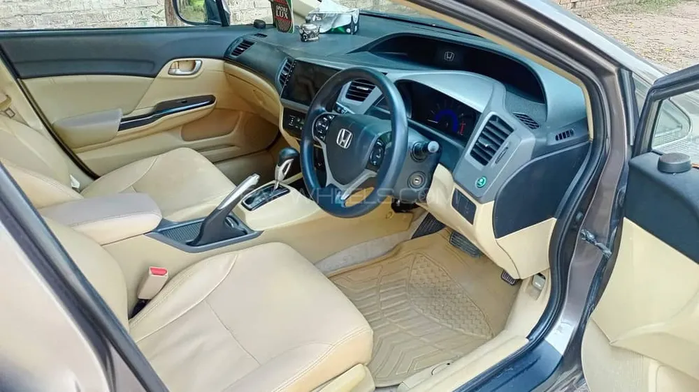 ہونڈا سوک 2014 for Sale in لاہور ہونڈا سوک 2014 for Sale in لاہور Image-10