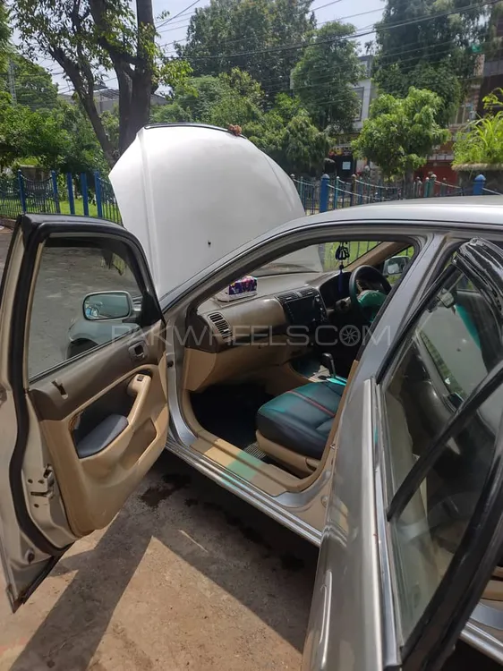 ہونڈا سوک 2004 for Sale in لاہور ہونڈا سوک 2004 for Sale in لاہور Image-15