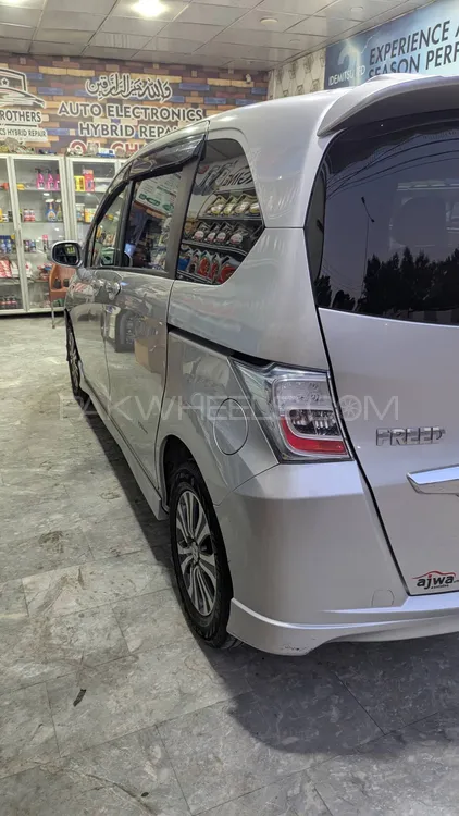 Honda Freed 2012 for Sale in Sialkot Honda Freed 2012 for Sale in Sialkot Image-6