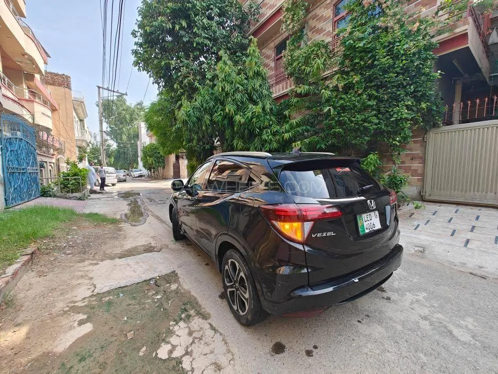 ہونڈا ویزِل 2016 for Sale in لاہور Image-1