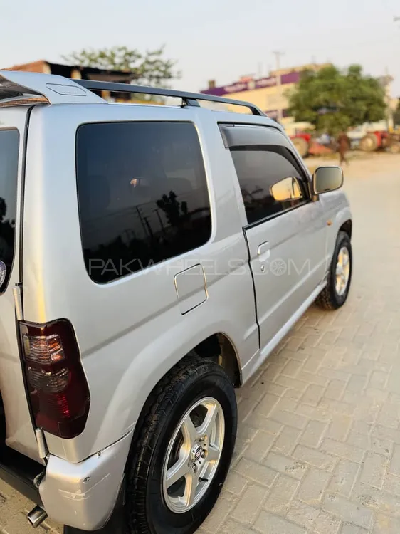 Mitsubishi Pajero Mini 2011 for Sale in Sialkot Mitsubishi Pajero Mini 2011 for Sale in Sialkot Image-5