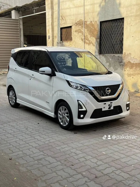 Nissan Dayz 2023 for Sale in Sialkot Image-1