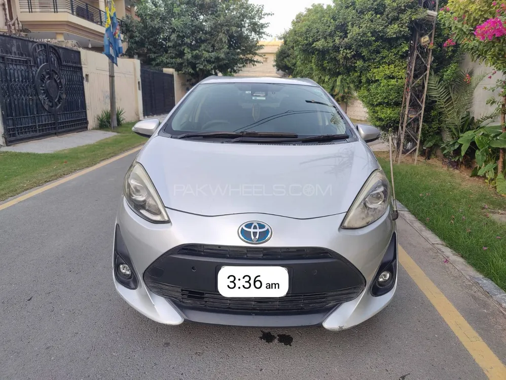 ٹویوٹا اکوا 2018 for Sale in لاہور ٹویوٹا اکوا 2018 for Sale in لاہور Image-2