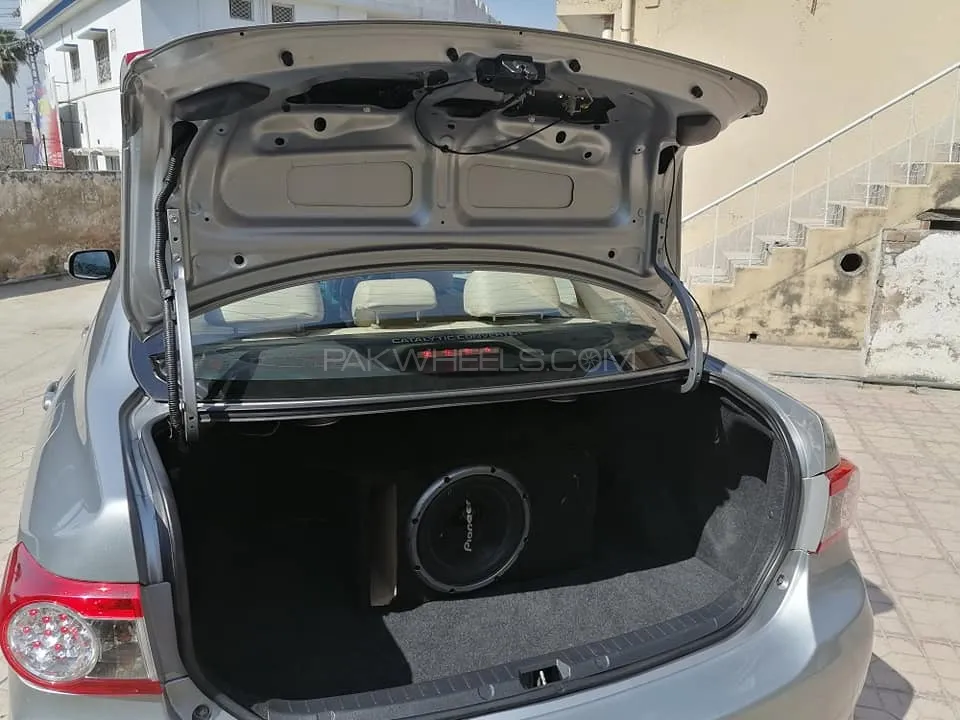 Toyota Corolla 2012 for Sale in Islamabad Image-1