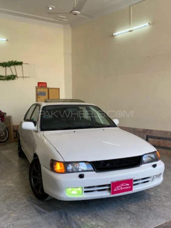 Toyota Corolla 2001 for Sale in Peshawar Image-1