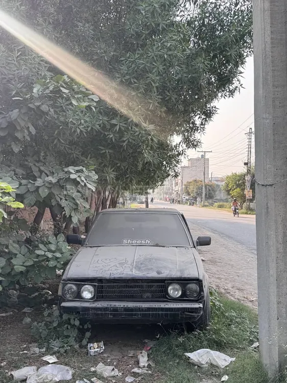 Toyota Corolla 1982 for Sale in Lahore Toyota Corolla 1982 for Sale in Lahore Image-1