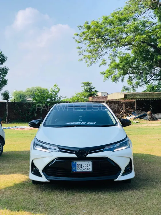 Toyota Corolla 2024 for Sale in Faisalabad Image-1