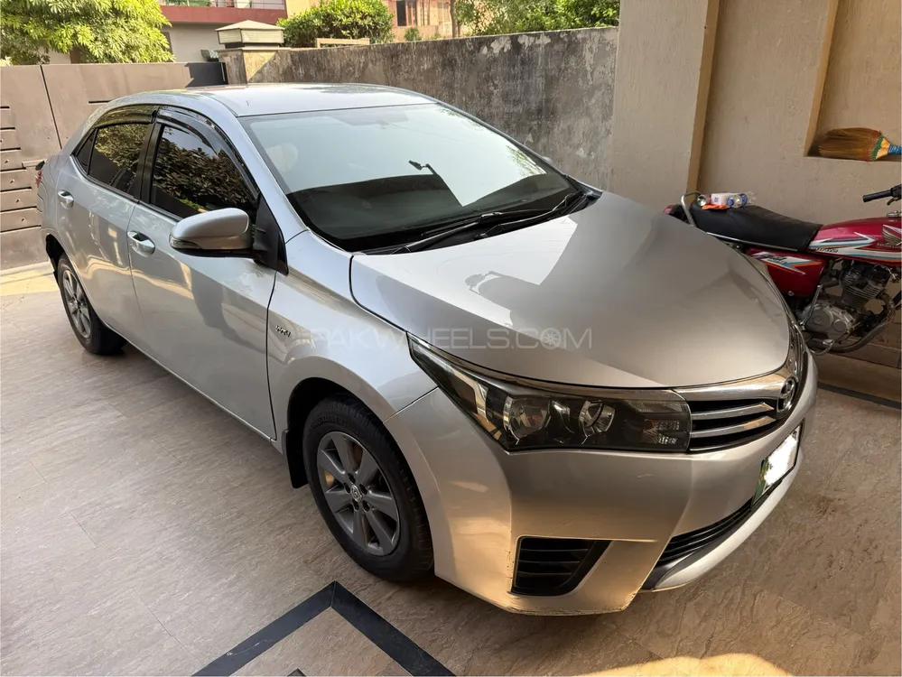 Toyota Corolla 2014 for Sale in Lahore Image-1