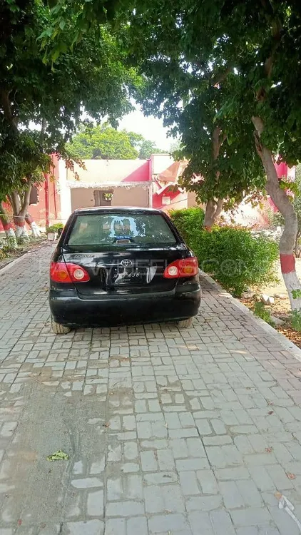 Toyota Corolla 2004 for Sale in Fateh Jang Image-1