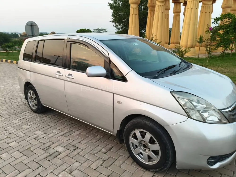 ٹویوٹا آئیسس 2006 for Sale in فتح جنگ ٹویوٹا آئیسس 2006 for Sale in فتح جنگ Image-5