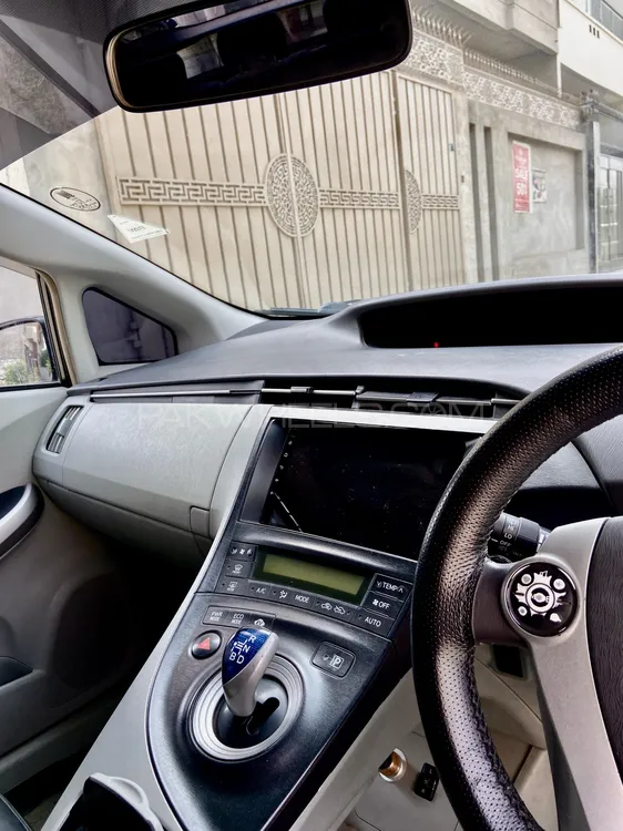 Toyota Prius 2010 for Sale in Okara Toyota Prius 2010 for Sale in Okara Image-13