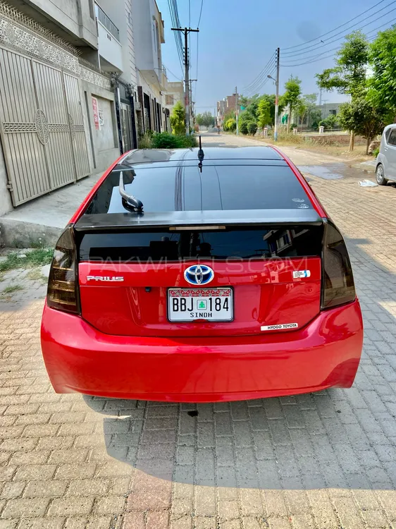 Toyota Prius 2010 for Sale in Okara Toyota Prius 2010 for Sale in Okara Image-9