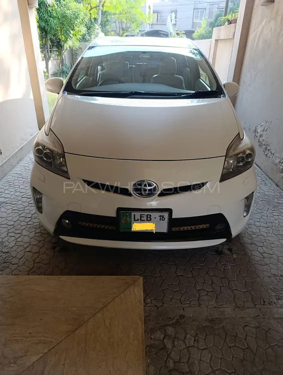 Toyota Prius 2012 for Sale in Lahore Image-1