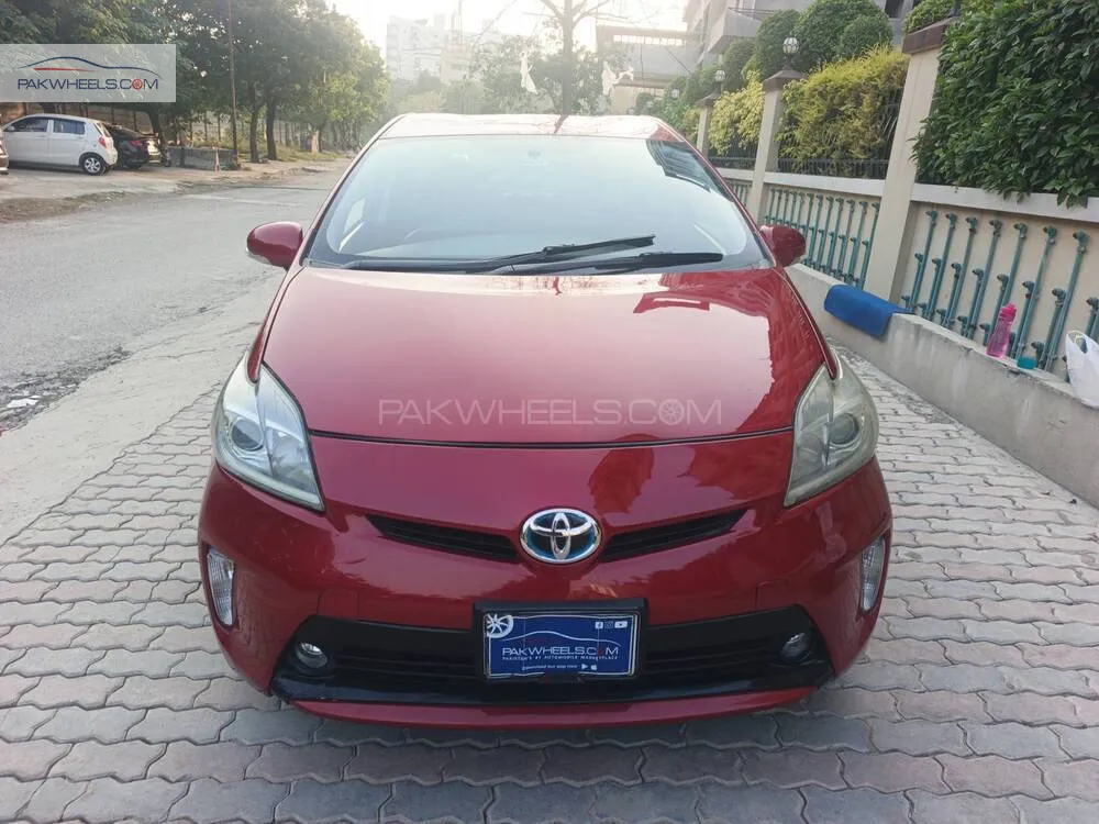 Toyota Prius 2013 for Sale in Islamabad Image-1