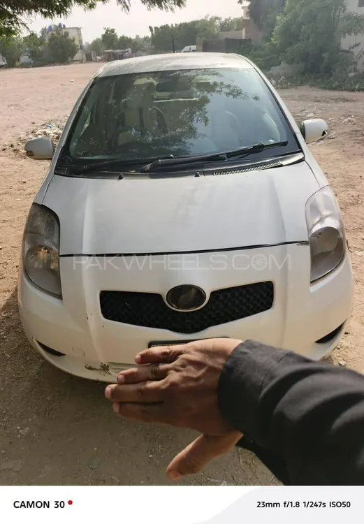 Toyota Vitz 2006 for Sale in Karachi Image-1