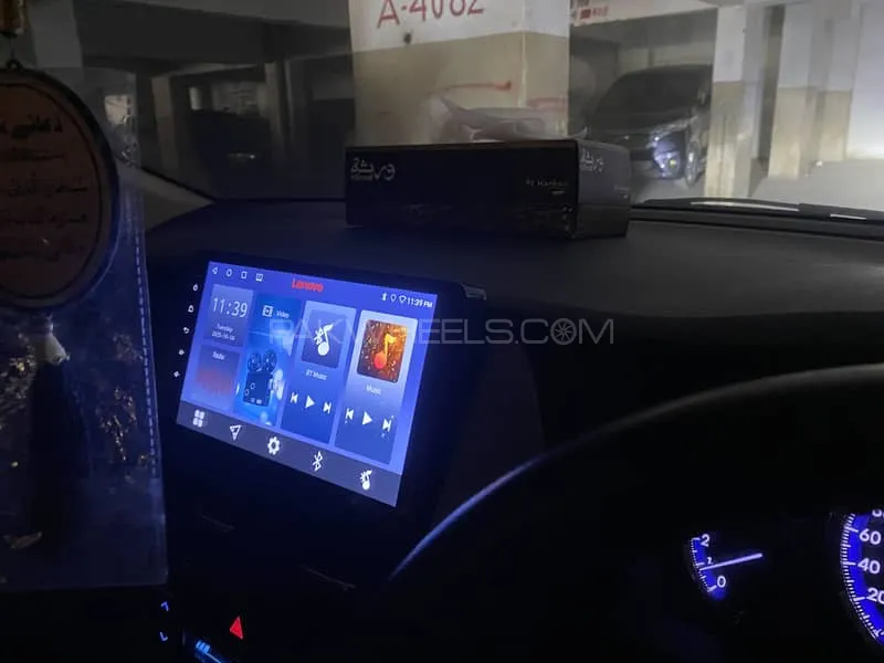 Toyota Yaris Sedan 2020 for Sale in Karachi Image-1