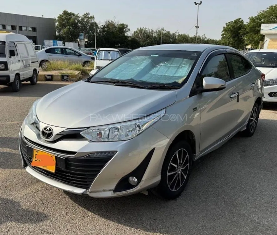 Toyota Yaris Sedan 2021 for Sale in Karachi Image-1