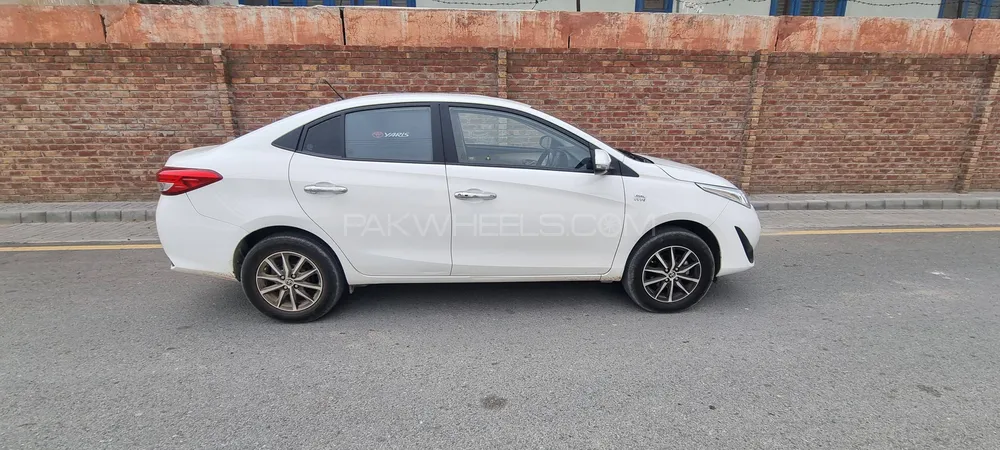 Toyota Yaris Sedan 2023 for Sale in Sahiwal Toyota Yaris Sedan 2023 for Sale in Sahiwal Image-11