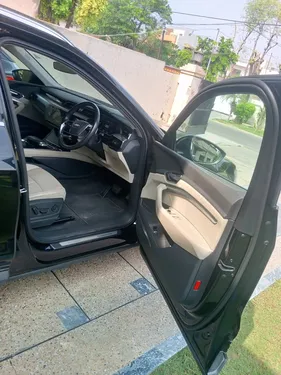Audi e-tron 50 quattro Sportback 230kW 2022