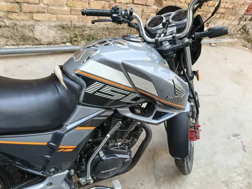 Honda CB 150F 2022