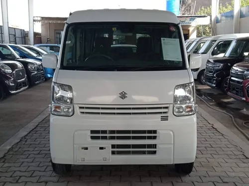 Suzuki Every 2018