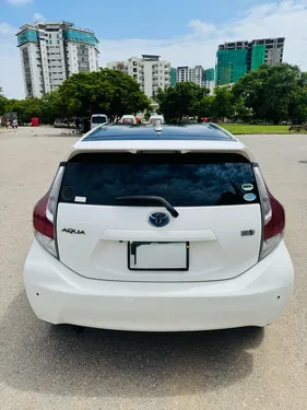 Toyota Aqua G 2015