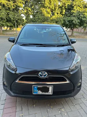 Toyota Sienta G 2016