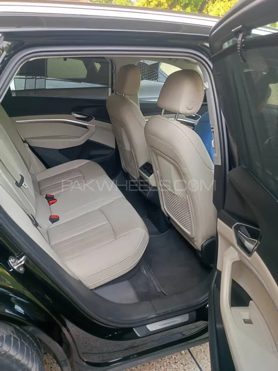 Audi e-tron 2022 for Sale in Lahore Audi e-tron 2022 for Sale in Lahore Image-6